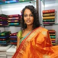 Sonia Deepti inaugurates silk showroom - Pictures | Picture 96915